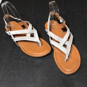 Franco Sarto Flat Sandals Tan Suede Criss Cross Straps Size 8.5